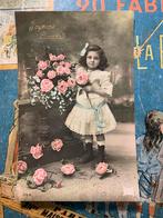 Bonne Année - meisje in kanten jurk met bos rozen (DD), Ophalen of Verzenden, Voor 1920, Gelopen, Feest(dag)