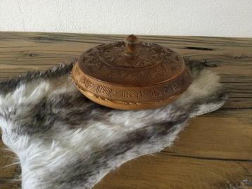 Houten trommel ( hand gedraaid ) beschikbaar voor biedingen