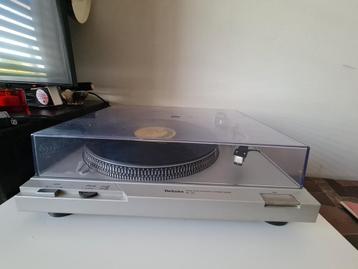 Technics direct drive SL D2 platenspeler  beschikbaar voor biedingen