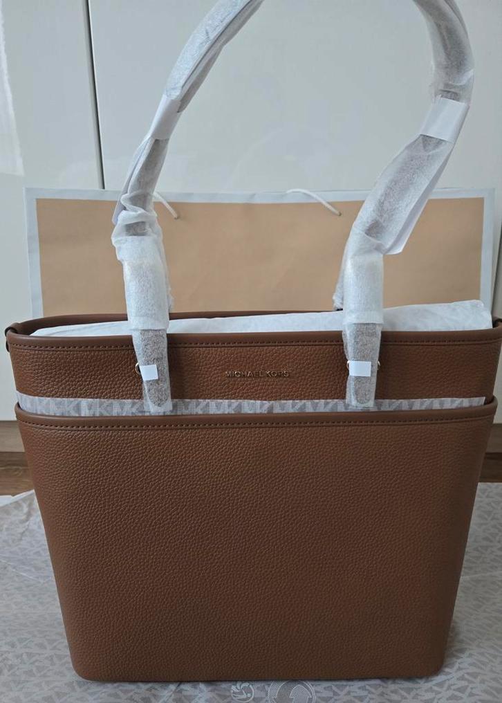 Michael Kors Winston Tote - Nieuw in verpakking!, Sieraden, Tassen en Uiterlijk, Tassen | Damestassen, Nieuw, Shopper, Bruin, Ophalen of Verzenden