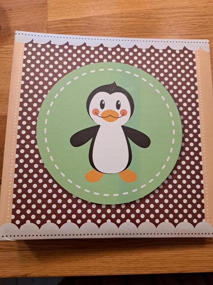 Leuk fotoalbum met pinguïn, Audio, Tv en Foto, Fotoalbums en Accessoires, Zo goed als nieuw, Fotoalbum, Ophalen