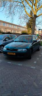 Mitsubishi Carisma 1.6 Classic HB 2001 Groen, Auto's, Mitsubishi, Voorwielaandrijving, 1275 kg, 4 cilinders, Handgeschakeld