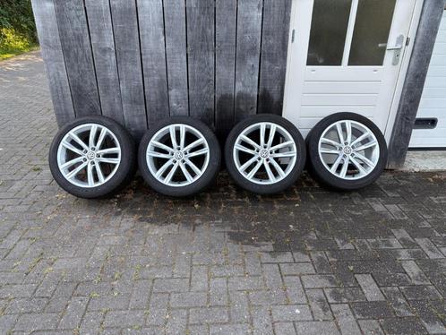 VW velgen/banden 18 inch/235, Auto-onderdelen, Banden en Velgen, Banden en Velgen, Zomerbanden, 18 inch, 235 mm, Personenwagen
