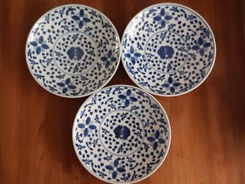 3 Chinees porseleinen schalen Xianfeng Xian Xhi (1851-61) beschikbaar voor biedingen