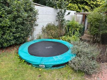 Salta trampoline beschikbaar voor biedingen