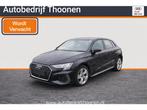 Audi A3 Sportback 40 TFSI e Edition (bj 2022, automaat), Auto's, Stof, Gebruikt, 4 cilinders, 1535 kg