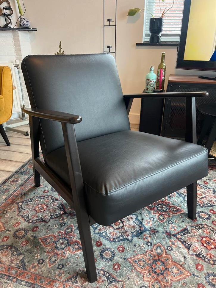 Mooie IKEA stoel EKENÄSET, Huis en Inrichting, Fauteuils, Zo goed als nieuw, Hout, 50 tot 75 cm, Minder dan 75 cm, Ophalen of Verzenden