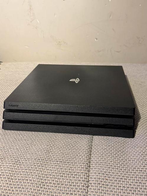 Playstation 4 pro, Spelcomputers en Games, Spelcomputers | Sony PlayStation 4, Zo goed als nieuw, Pro, Met 1 controller, Ophalen