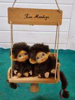 monchhichi twin monkey's op schommel, Verzamelen, Ophalen of Verzenden