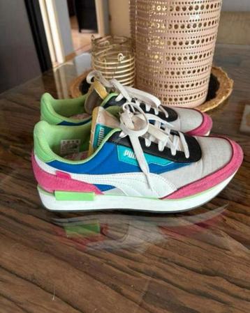Puma Future Rider Play gave sneakers mt 39 ZGAN beschikbaar voor biedingen