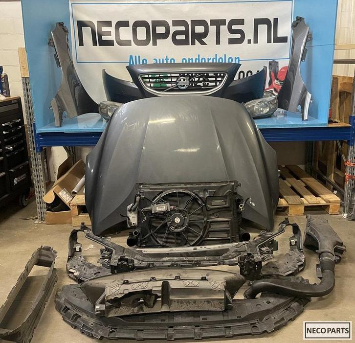 VOLVO V40 S40 VOORKOP D3 2.0 AUTOMAAT KOELER BUMPER 455, Auto-onderdelen, Carrosserie en Plaatwerk, Spatbord, Volvo, Gebruikt