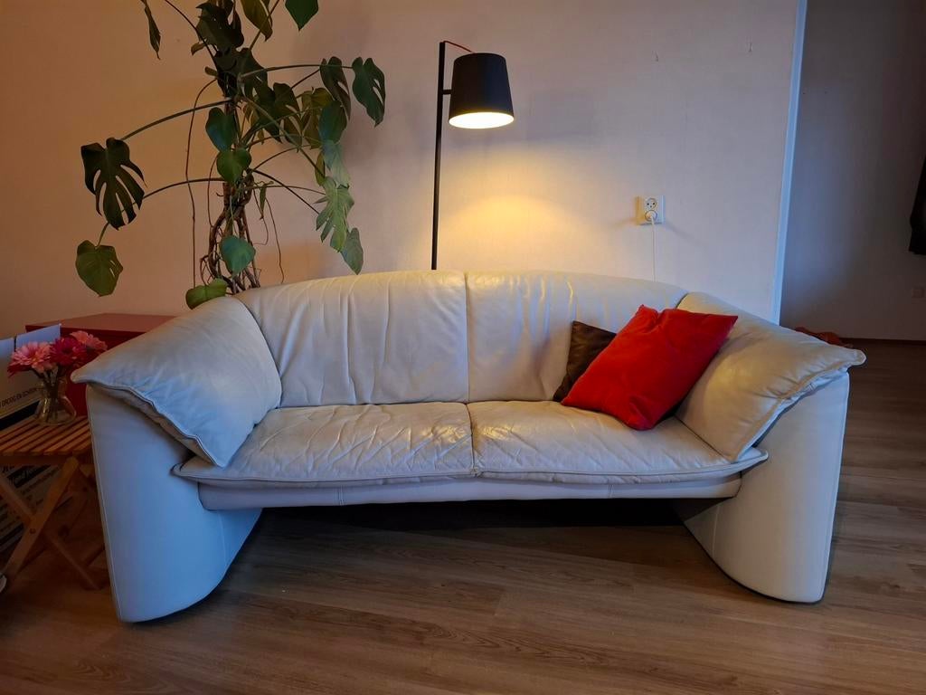 Lederen 2-zits bank, Huis en Inrichting, Ophalen, Gebruikt, 150 tot 200 cm, Tweepersoons