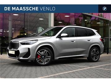BMW iX1 eDrive20 High Executive M Sport / Panoramadak / Trek beschikbaar voor biedingen