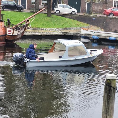 Boot Placom 410 met bijna nieuwe 8 pk motor + trailer, Watersport en Boten, Motorboten en Motorjachten, Gebruikt, Polyester, Tot 6 meter