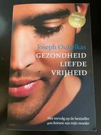 Joseph Oubelkas - Gezondheid liefde vrijheid, Ophalen of Verzenden, Zo goed als nieuw, Joseph Oubelkas