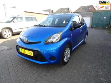 Toyota Aygo 1.0 VVT-i Now (KM 169044 NAP AIRCO) beschikbaar voor biedingen