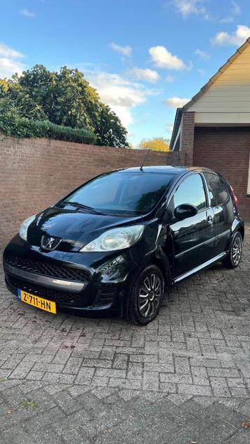 Peugeot 107 1.0-12V XR Sport beschikbaar voor biedingen