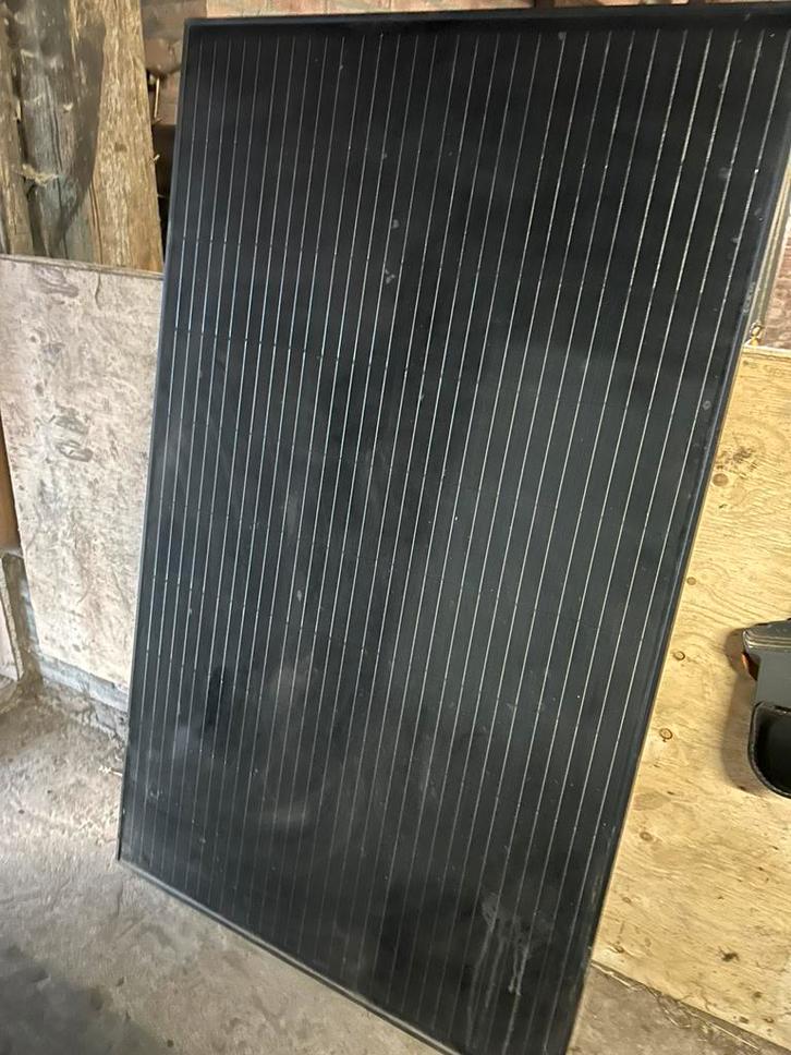 Complete set zonnepanelen, Doe-het-zelf en Verbouw, Zonnepanelen en Toebehoren, Zo goed als nieuw, Compleet systeem, Ophalen of Verzenden