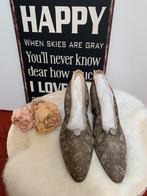 Schitterende antieke zijden Franse schoentjes, Antiek en Kunst, Antiek | Kleding en Accessoires, Ophalen of Verzenden