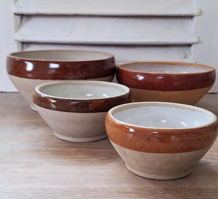 Set van vier vintage franse Grès schalen, Antiek en Kunst, Antiek | Keramiek en Aardewerk, Ophalen of Verzenden