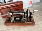 Antieke Gritzner Naaimachine met Houten Deksel en Sleutel, Antiek en Kunst, Antiek | Naaimachines, Ophalen of Verzenden