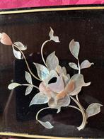 Wandornament met bloemenafbeelding 20 cm dik., Antiek en Kunst, Ophalen of Verzenden
