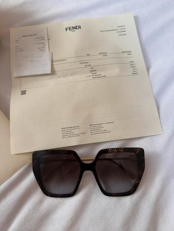 Fendi zonne bril (echt) incl bon van aankoop beschikbaar voor biedingen