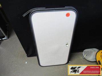 serviceluik 43x84cm nr. 1231 beschikbaar voor biedingen