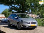 Ford Focus Wagon 1.0 Titanium | Cruise + Clima + Navi nu €, 65 €/maand, Gebruikt, Origineel Nederlands, Handgeschakeld