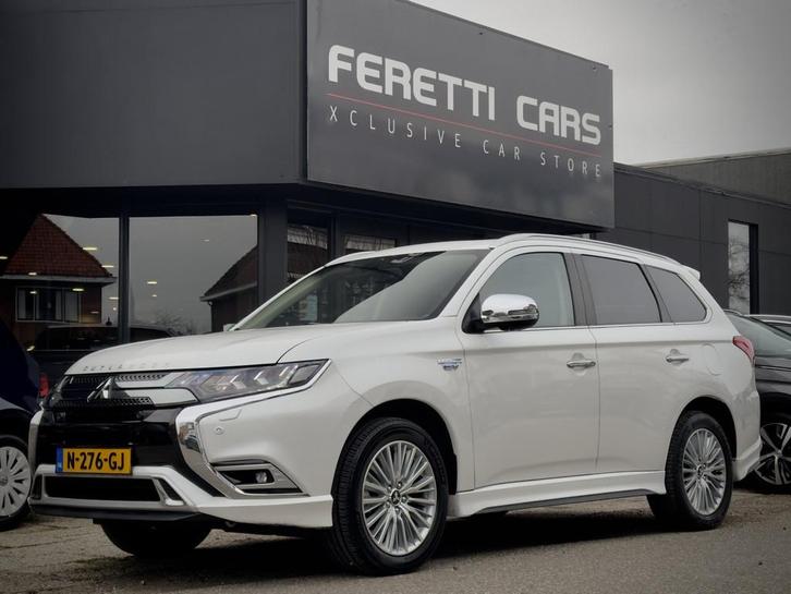 Mitsubishi Outlander 2.4 PHEV INTENSE+ PANODAK LEDER NAVI CA, Auto's, Mitsubishi, Te koop, Outlander, 360° camera, 4x4, ABS, Achteruitrijcamera
