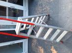 Stevige trap, Doe-het-zelf en Verbouw, Ladders en Trappen, Ophalen of Verzenden, Zo goed als nieuw, Minder dan 2 meter