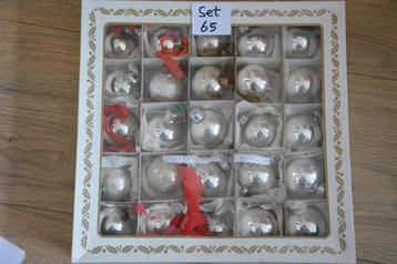Leuke set kerstballen, set 65 beschikbaar voor biedingen