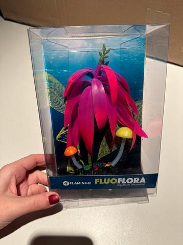 Aquarium decoratie fluo flora
