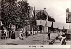 Urk - In 't Dorp Raadhuisstraat, Verzamelen, Ansichtkaarten | Nederland, Verzenden, 1920 tot 1940, Ongelopen, Flevoland
