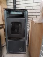 Pallet kachel, Huis en Inrichting, Kachels, Ophalen, Zo goed als nieuw, Pelletkachel, Vrijstaand