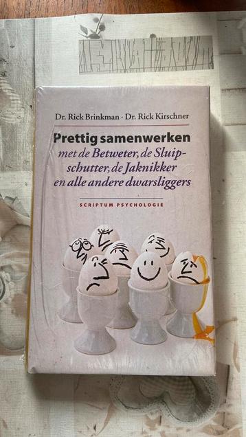 Prettig samenwerken met de betweter, de sluipschutter, de ja beschikbaar voor biedingen