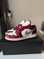 Air Jordan 1 Low - Red size 38,5, Kleding | Heren, Schoenen, Overige kleuren, Air Jordan, Ophalen of Verzenden, Sneakers of Gympen