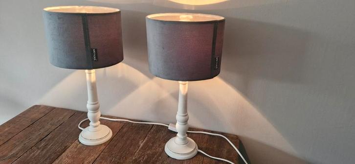 Tafellampen met Velvet kap van Brynxz, Huis en Inrichting, Lampen | Tafellampen, Zo goed als nieuw, Minder dan 50 cm, Ophalen of Verzenden