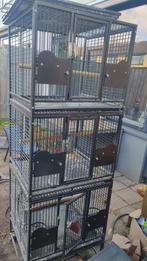 Driedubbele vogelkooi  nette staat nieuwprijs 574€, Ophalen, Zo goed als nieuw, Metaal, Vogelkooi