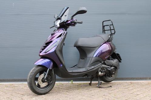 Piaggio zip | 2020 | snor | 8656 km'ers | SP kappen | iget, Fietsen en Brommers, Scooters | Piaggio, Zo goed als nieuw, Zip, Ophalen of Verzenden