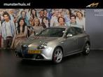 Alfa Romeo Giulietta 1.4 T Business Executive *AUTOMAAT* - C, Auto's, Alfa Romeo, Zwart, 4 cilinders, Leder en Stof, Bedrijf