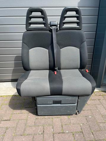 Iveco Daily Bijrijdersbank Bank Zetel  beschikbaar voor biedingen