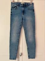 Stradivarius skinny jeans mt 38, Ophalen of Verzenden, Zo goed als nieuw, Blauw, W30 - W32 (confectie 38/40)