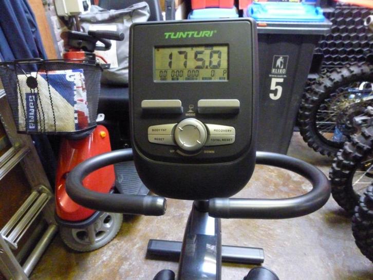 Luxe Home trainer met stoeltje speciaal Tunturi F20 r ., Sport en Fitness, Fitnessapparatuur, Zo goed als nieuw, Hometrainer, Benen