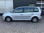 Volkswagen Touran 1.4 TSI  7 persoons VASTE PRIJS, Auto's, Voorwielaandrijving, Stof, Zwart, 4 cilinders