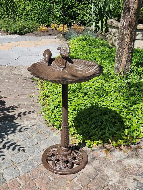 VOGELSCHAAL IN SCHELPVORM / gietijzer, Tuin en Terras, Vogelhuisjes en Vogelbaden, Nieuw, Ophalen of Verzenden