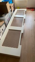Professionele stevige houten radiatorombouw 243cmx11cmx62, Ophalen, Gebruikt