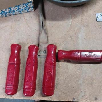 Handvatten, Nooitgedagt, nieuw. Voor beitels en vijlen beschikbaar voor biedingen