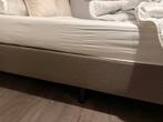 TWIJFELAAR BOXSPRING TE KOOP in taupe!! ZO GOED ALS NIEUW, Beige, Zo goed als nieuw, Twijfelaar, 200 cm