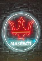 Maserati Neon LED wand decoratie bord Mancave, Nieuw, Ophalen of Verzenden, Lichtbak of (neon) lamp